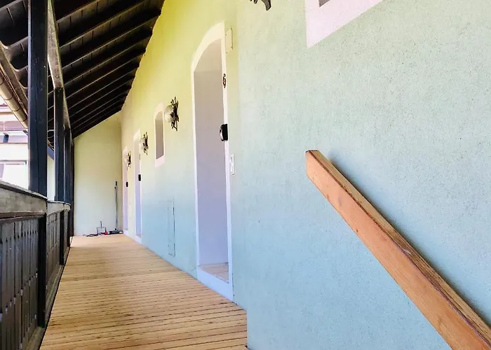 Schloss Krottenhof شقة