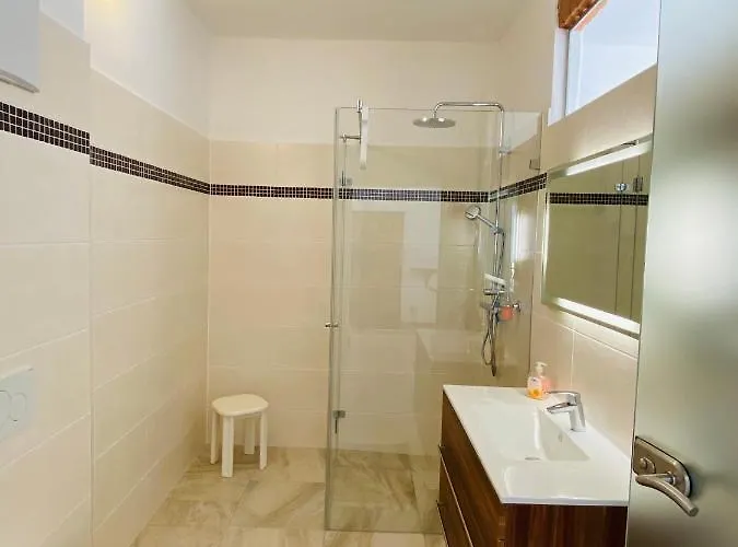 Schloss Krottenhof * Langenwang